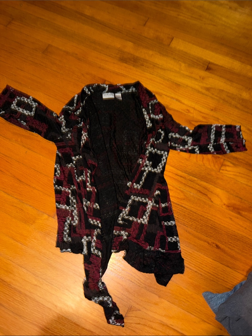 Womens Open Front Geometric Cardigan Sweater - Burgundy/Black Chicos size 2